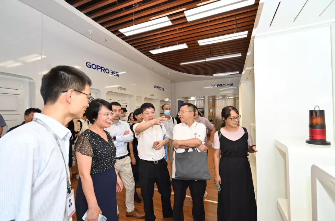 1635909632245951 1635909632245951