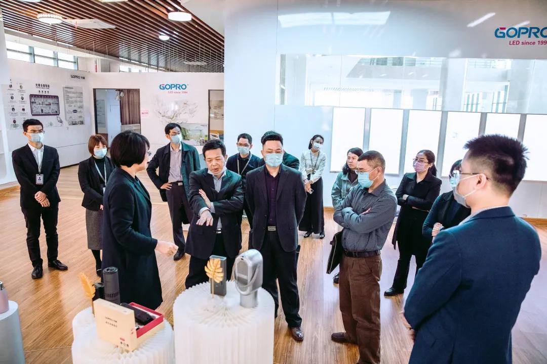 1636526492576638 1636526492576638